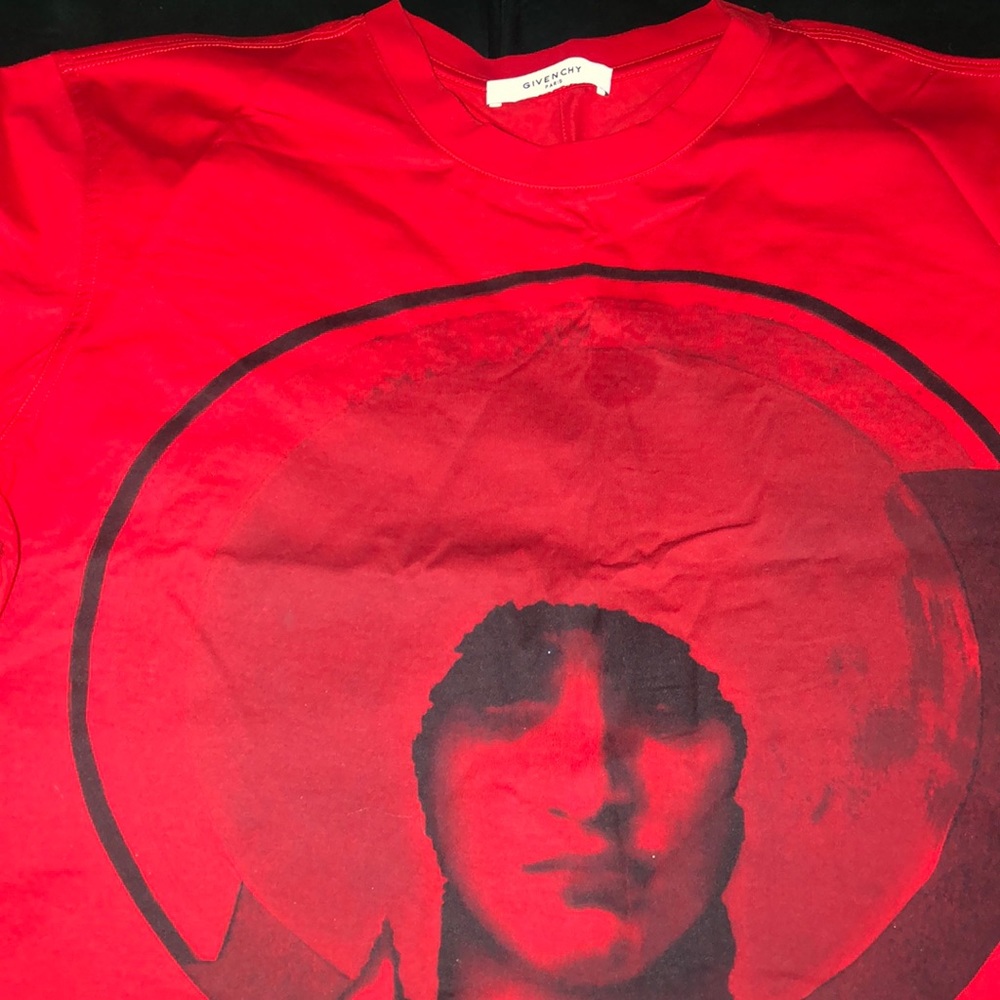Givenchy tee